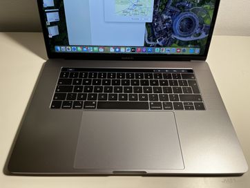 Apple MacBook Pro 15 A1990 i9 32GB 512GB 2019 A+