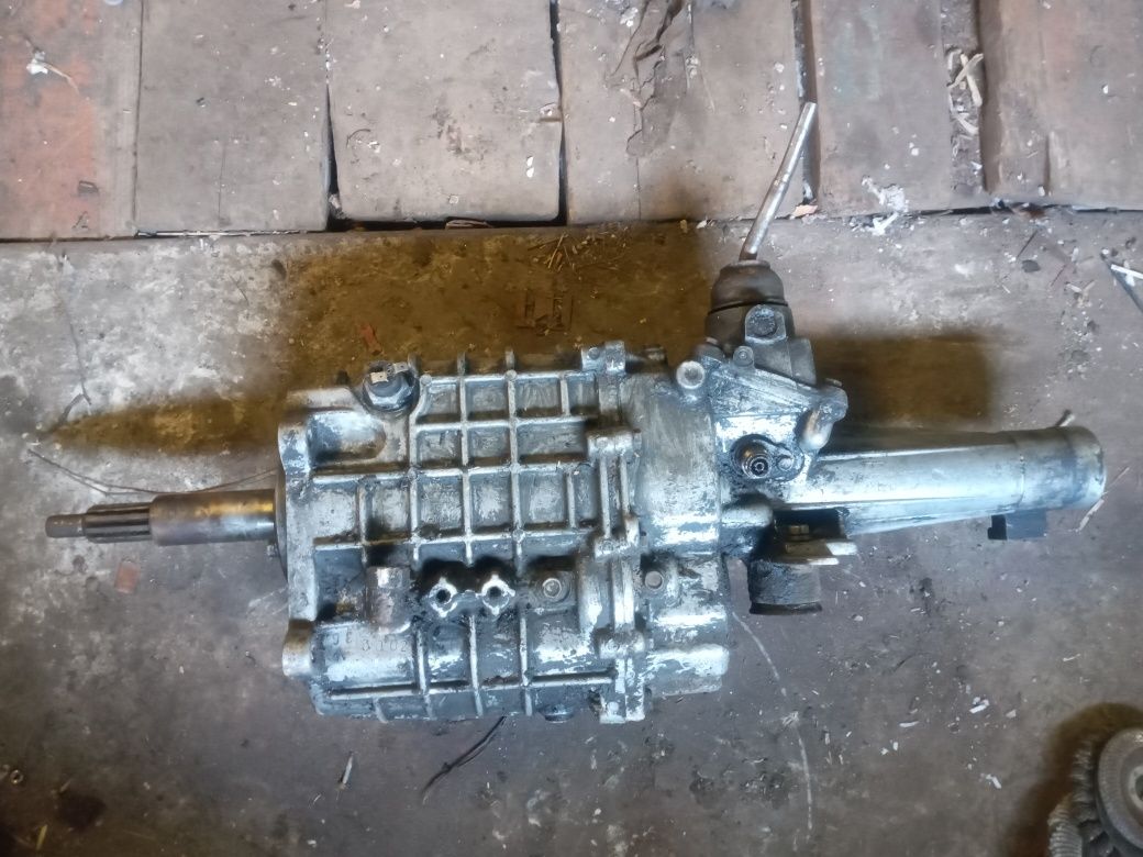 Коробка волга,газель 5 ступ.