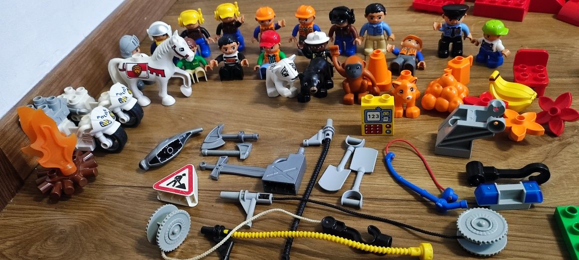 Lego duplo mix dużo klocków plus tory lokomotywa