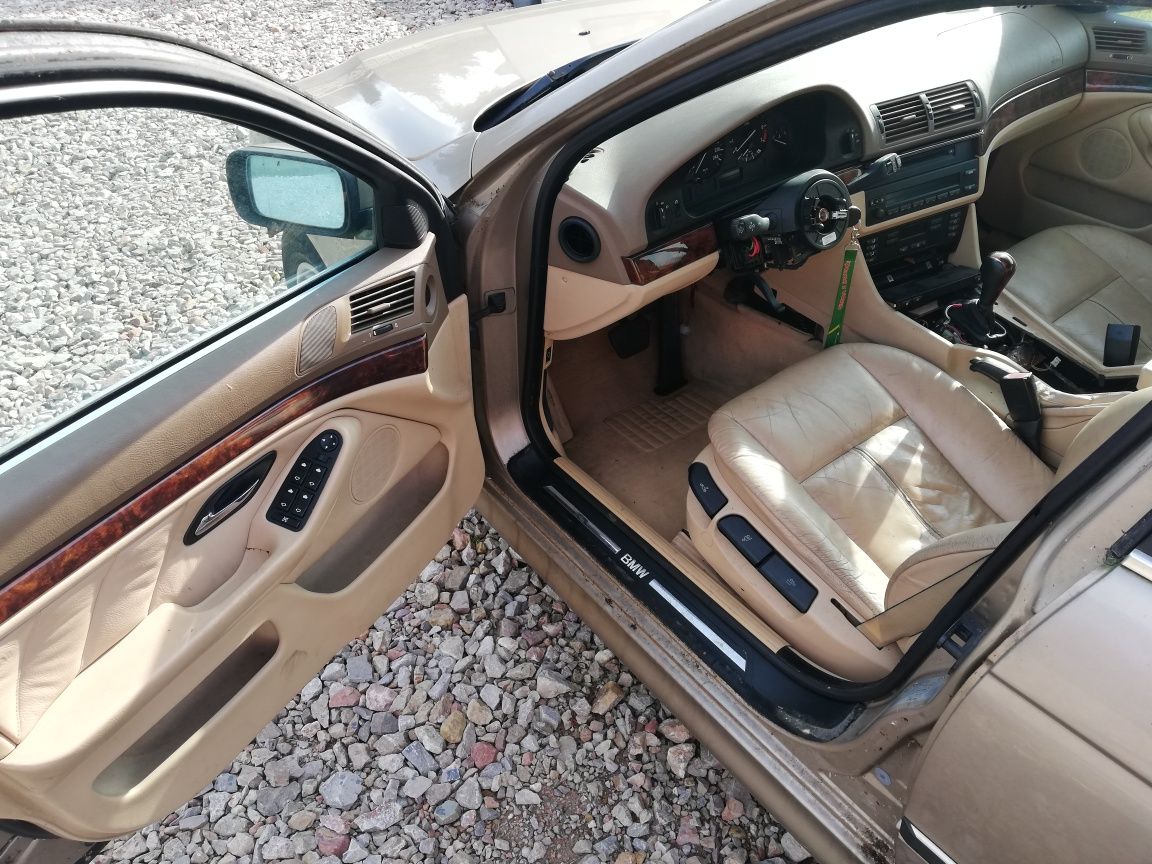 Czesci BMW E39 2.5 2.8 523I benzyna kombi