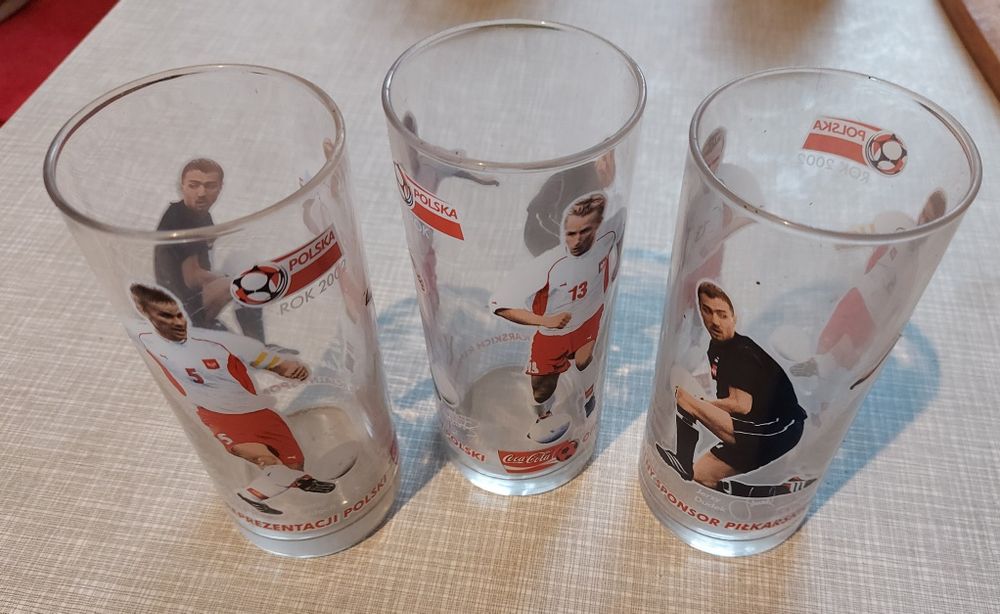 szklanki do coca-coli oficjalnego sponsora reprezentacji Polski 2002