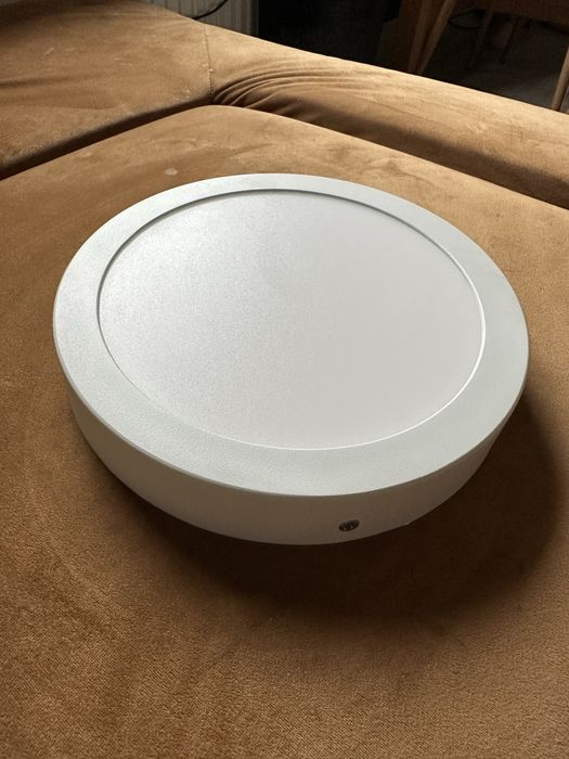 Plafon lazienkowy LED srednica 21 cm