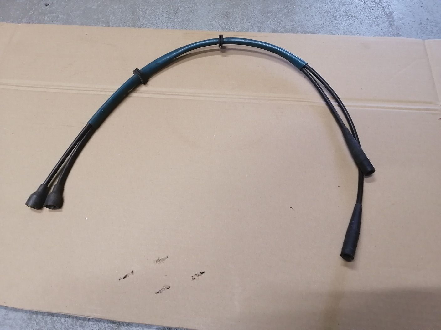 Fiat 126p kable zapłonowe zielony igielit oryginalne FL