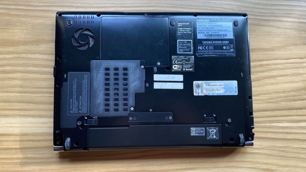 Toshiba Satellite R630-13U + Acessórios