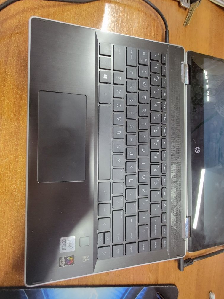 Ноутбук планшет hp pavilion x360 i-7 10GEN