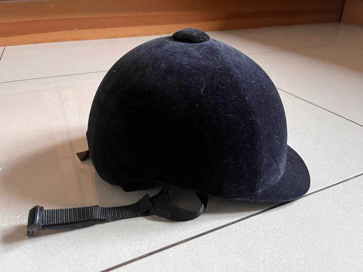 Kask jeździecki Fouganza 140, S/54cm, jak nowy