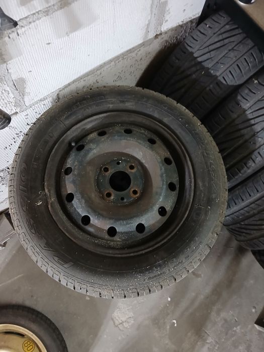 Felgi stalowe z oponami 4x100 R.14