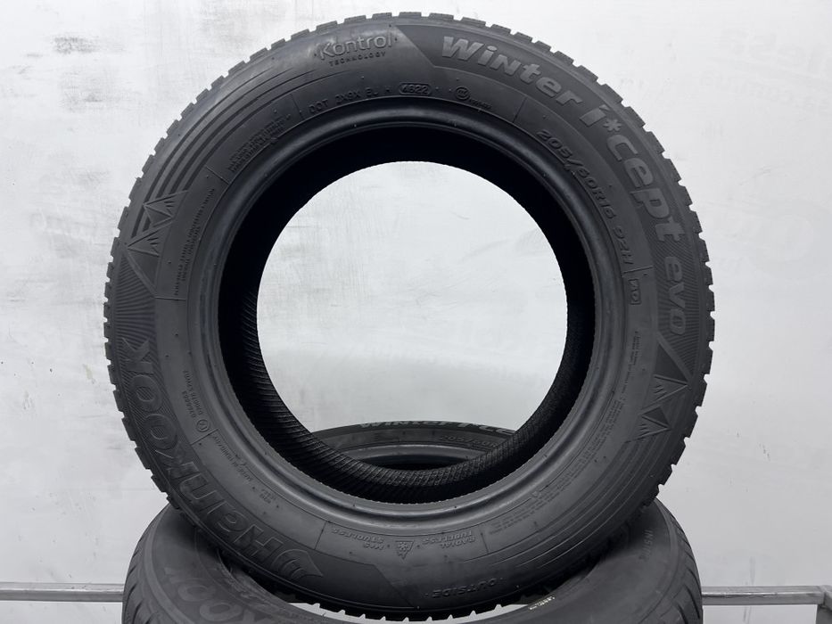 2шт зима 205/60/R16 Hankook Winter I Cept Evo