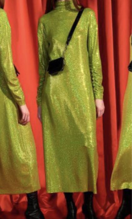 Vestido longo brilhos