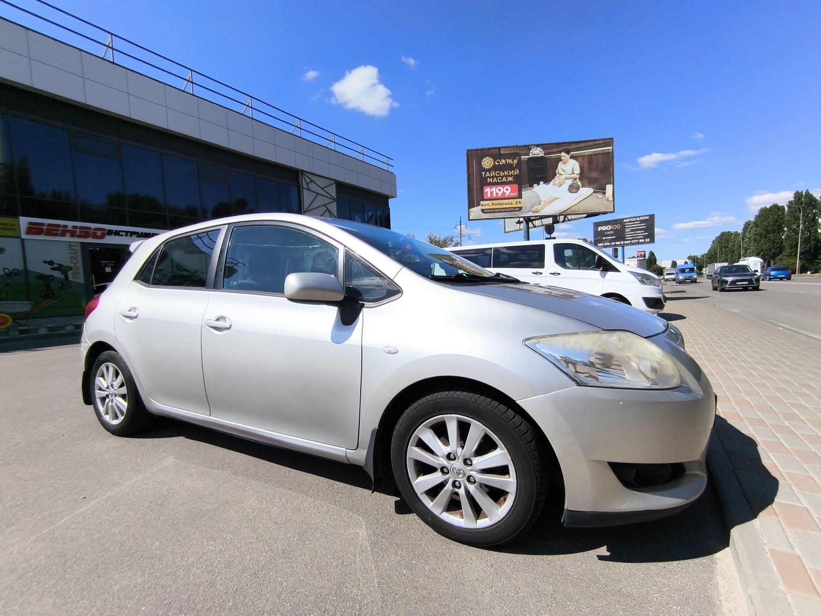Продам свою Toyota Auris 2007 в отличном состоянии