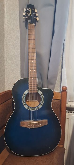 Продам недорого акустичну гітару Трембіта недорого