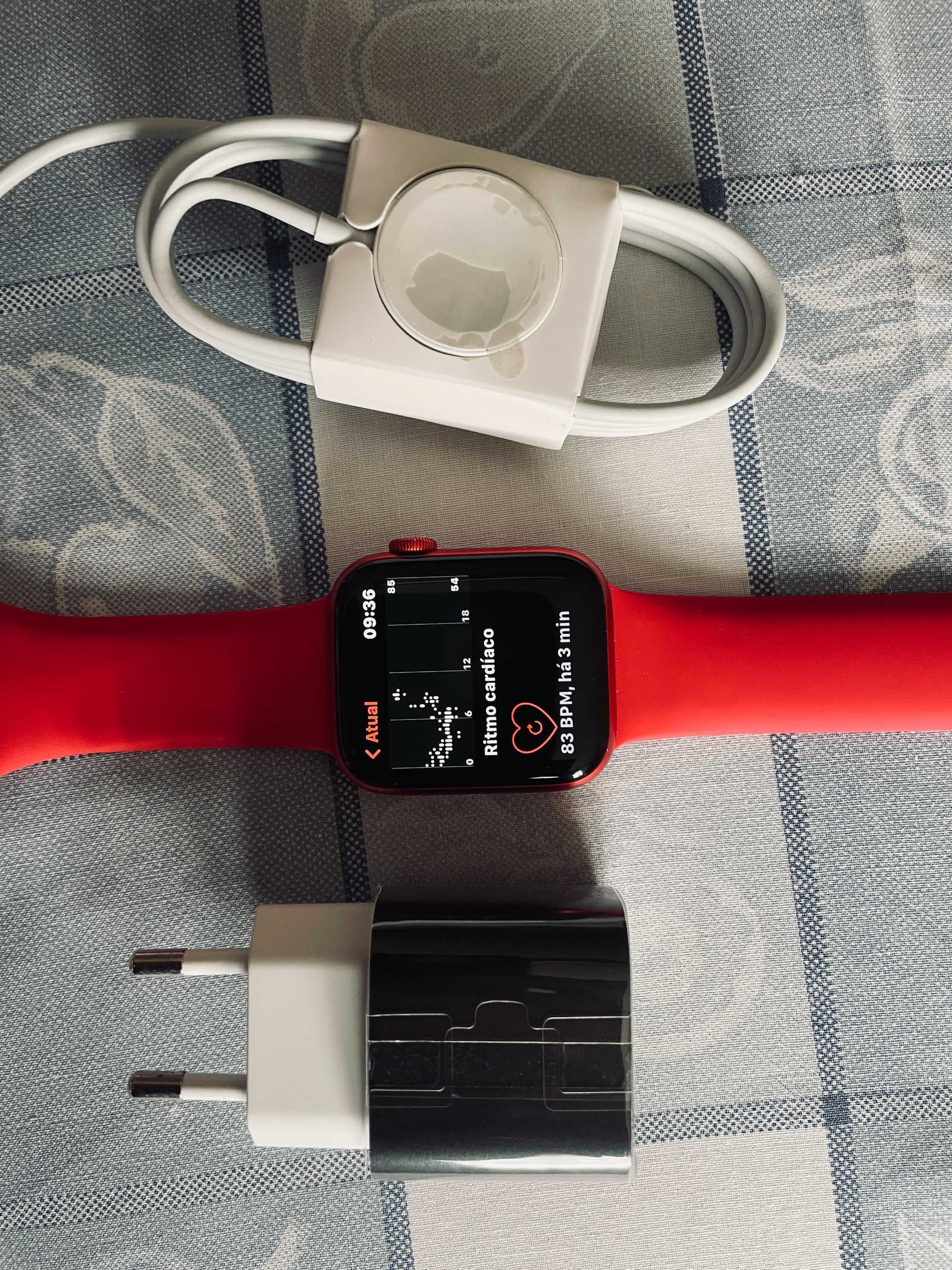 Apple Watch Series 6 GPS Wifi 44mm em alumínio