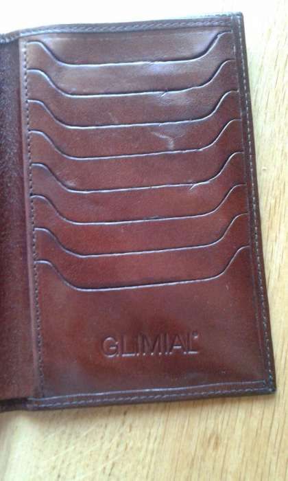 Carteira de pele marca GLIMIAL Nova