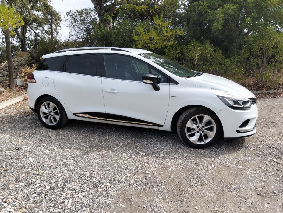 Renault sport 1.5 dci troco por carro do meu agrado.