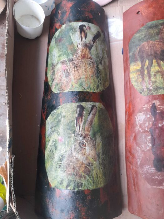 Decoração de telhas antigas