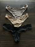 SKIMS majtki Skims Fits Everybody Dipped Front Thong x3