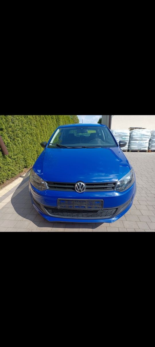 Volkswagen Polo 2010r. 1,2. 144tys. przebiegu ORGINALNA KSIĄŻKA SERWIS