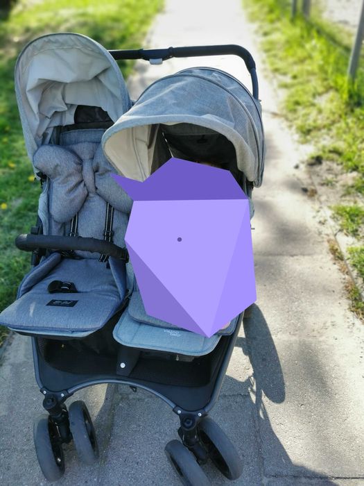 Wózek podwójny rok po roku