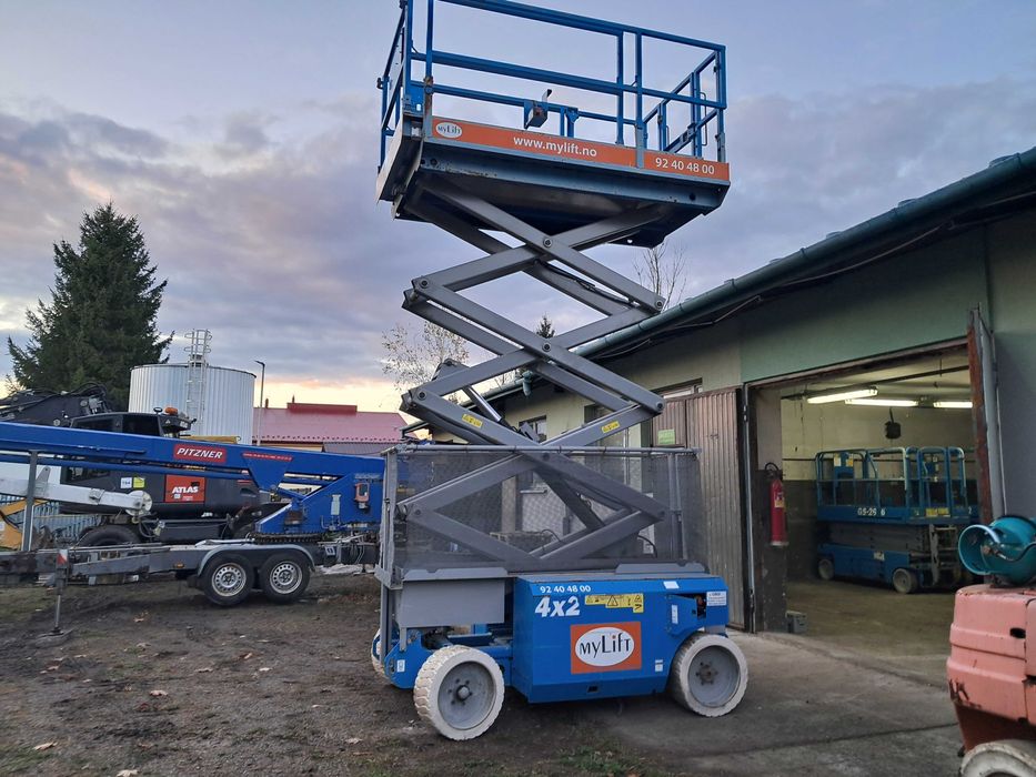 podnośnik nożycowy Genie GS 2668 el, rok 2008 , ( JLG ) zwyżka