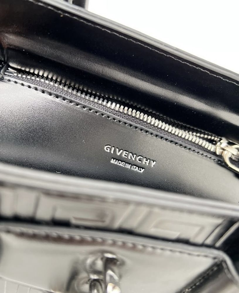 Torebka firmy Givenchy