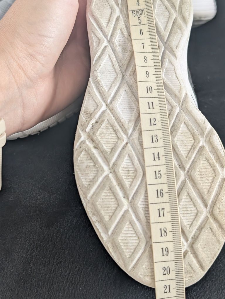 Buty sportowe adidasy dla dziewczynki rozmiar 28 - 29