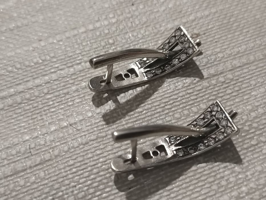 Серебряные серьги серебро черненное  с фианитами