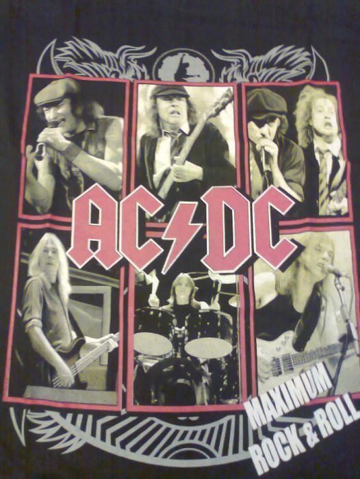 T'shirt nova ACDC.