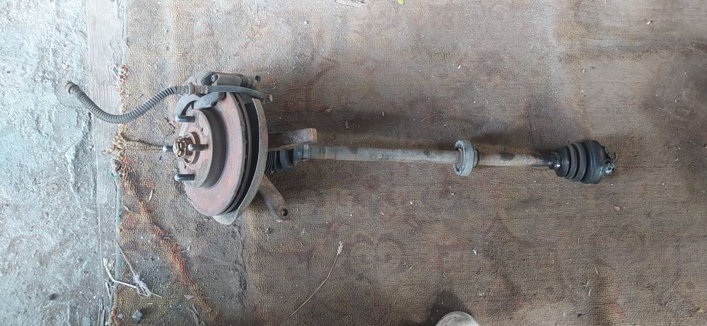 полуось права і ліва, мітсубісі лансер 9. 93год