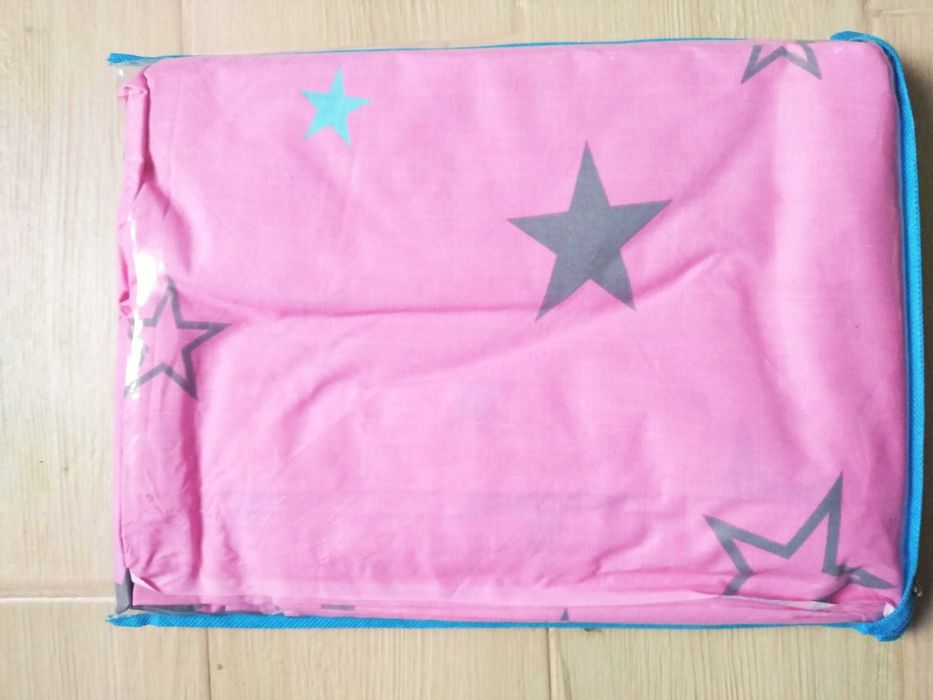 Постіль Зорі на рожевому