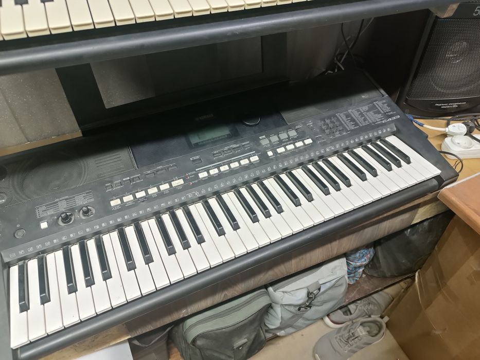 Синтезатор yamaha,e-433