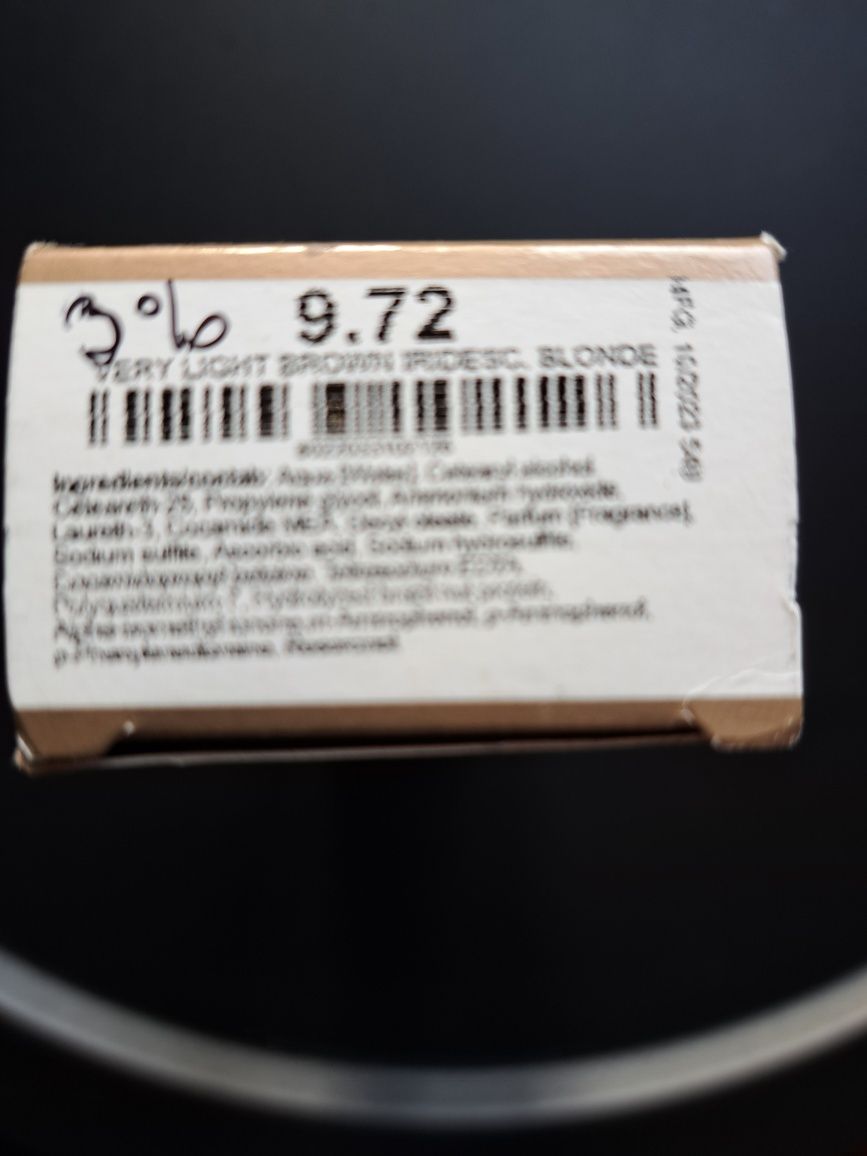 Farba d o włosów 100 ML 9.72 firmy FarmaVita
5,00
5 ocen
