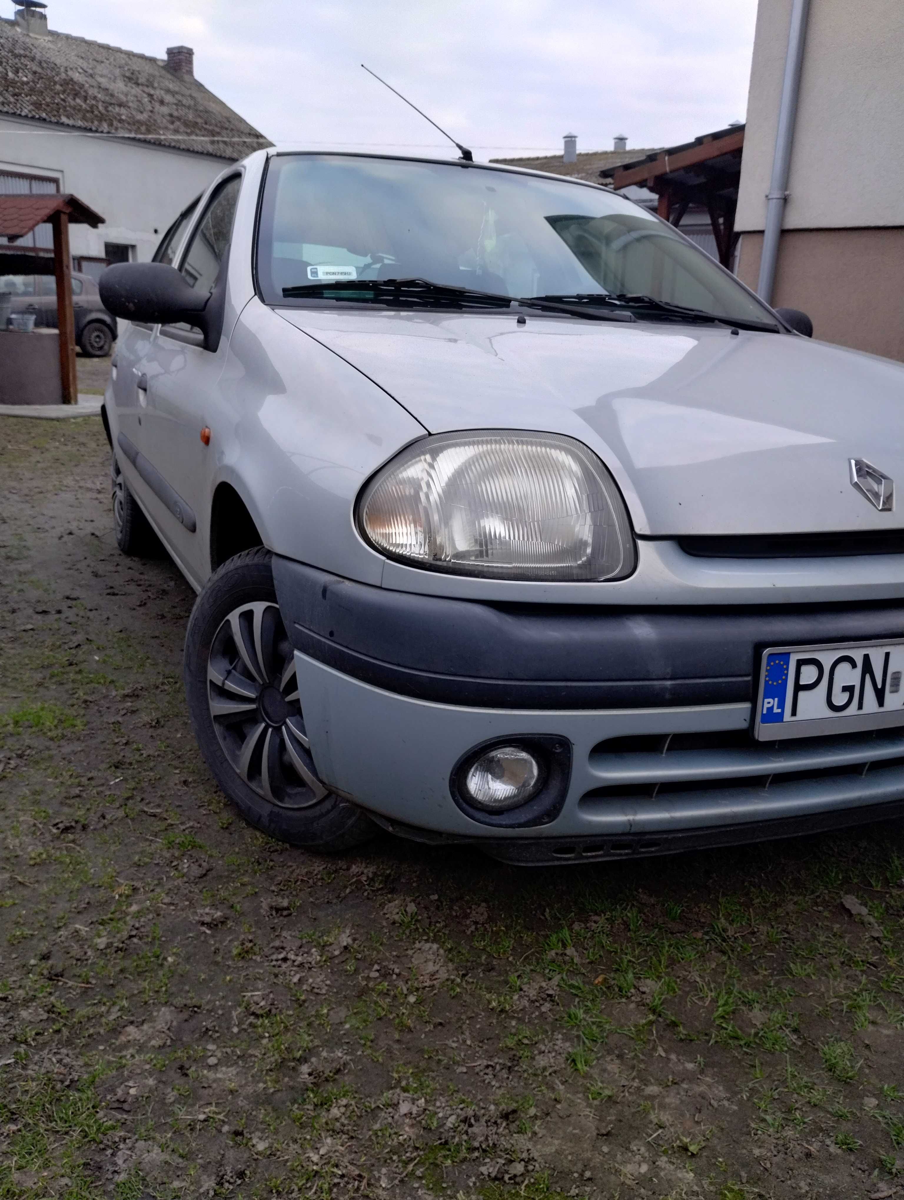 Clio 1.2 samochód osobowy