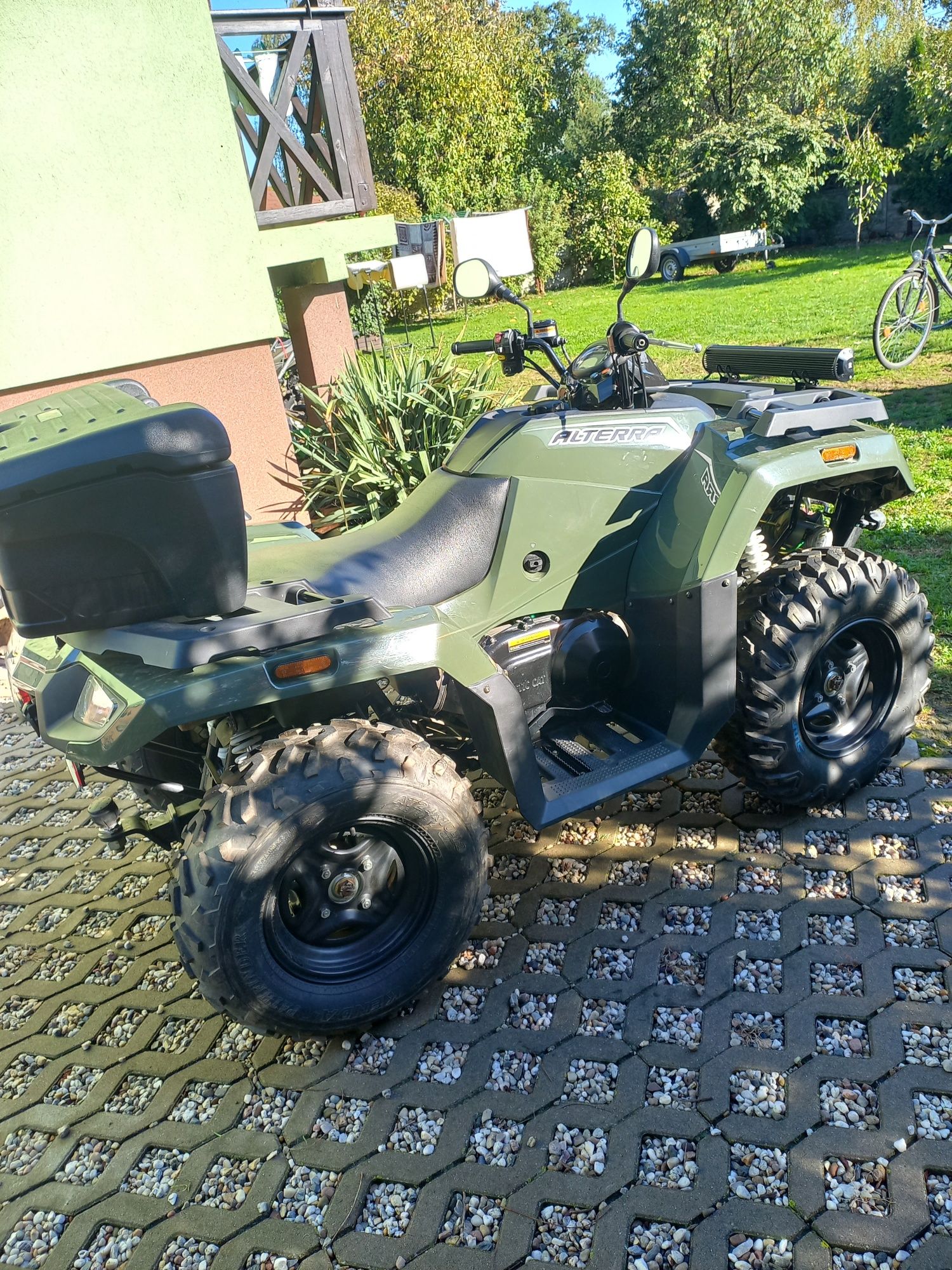 Quad Arctic cat 400 zarejstrowany