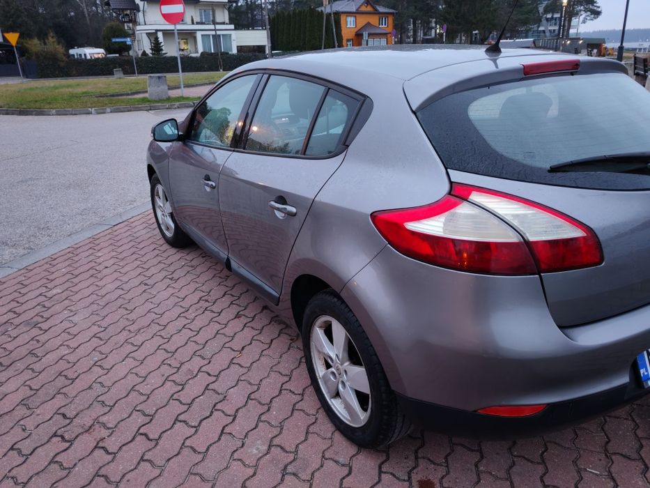 RENAULT Megane 1,6 benzyna 110 KM - 6 biegów, Klimatyzacja