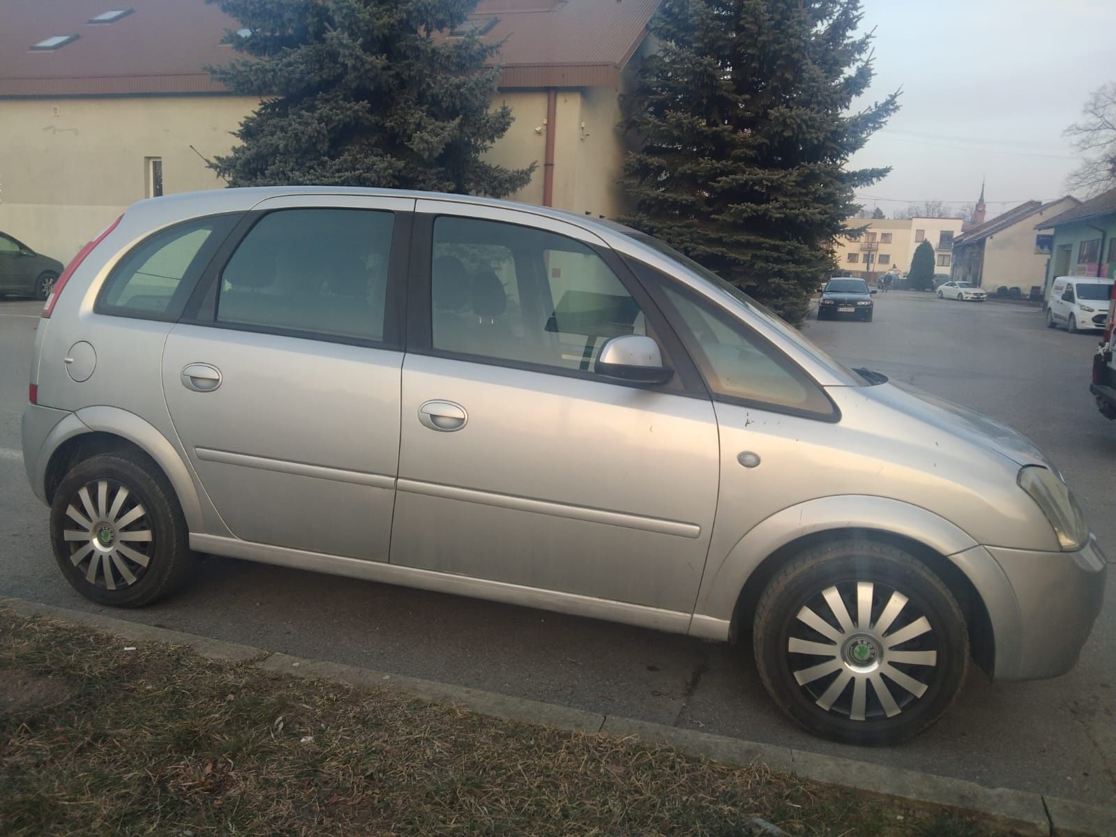 Opel Meriva 2003r. 1.7dti.90KM.klimatyzacja,waźne opłaty