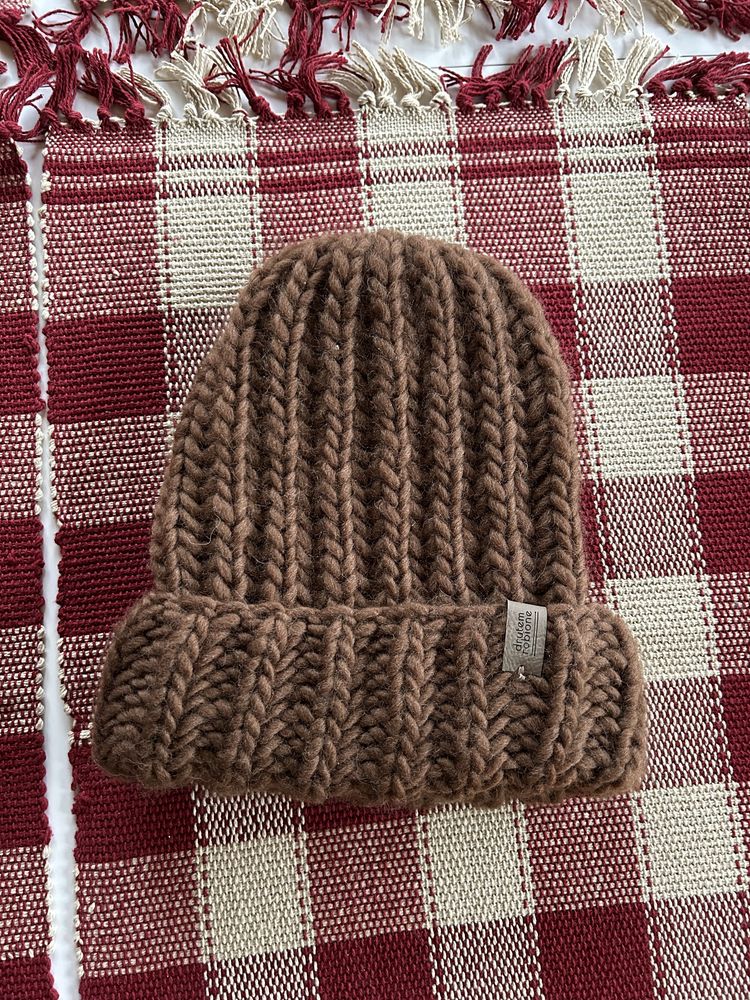 Brązowa wełniana czapka handmade drutem_robione 100% wełna