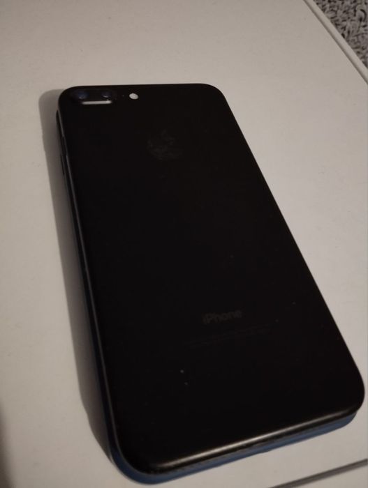 продам iphone 7+ 32gb