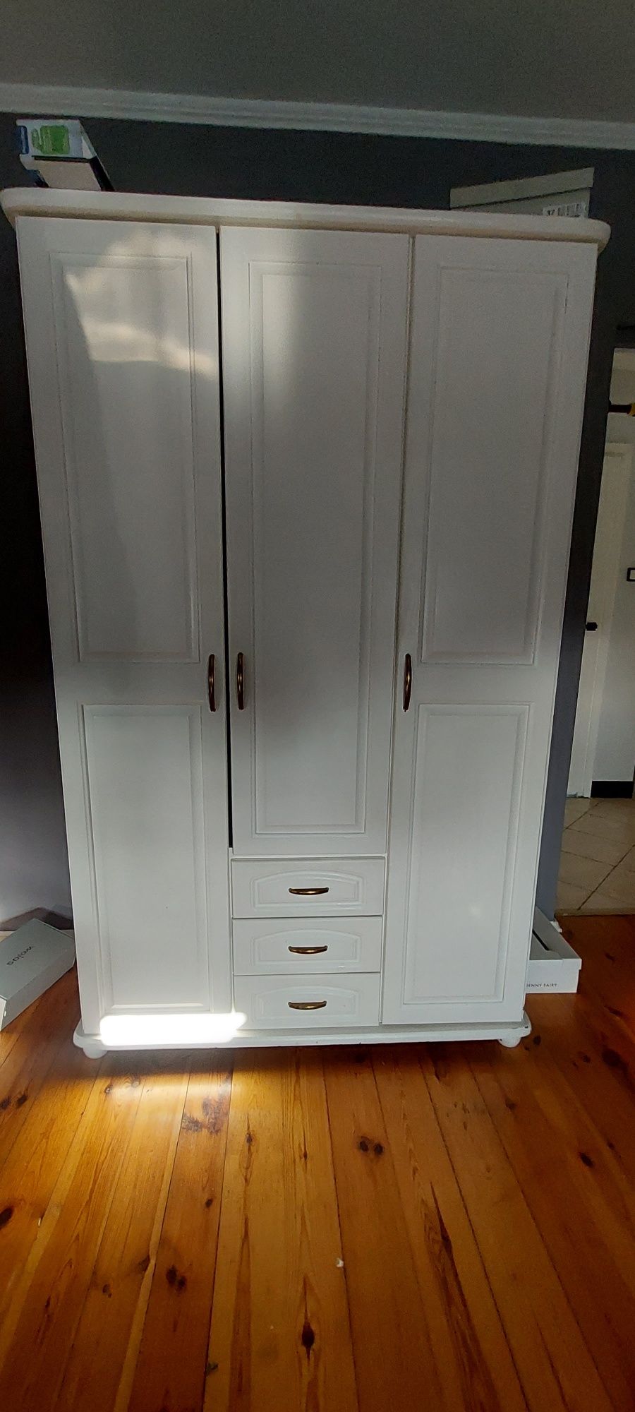 Komoda/szafa/toaletka z drewna sosnowego