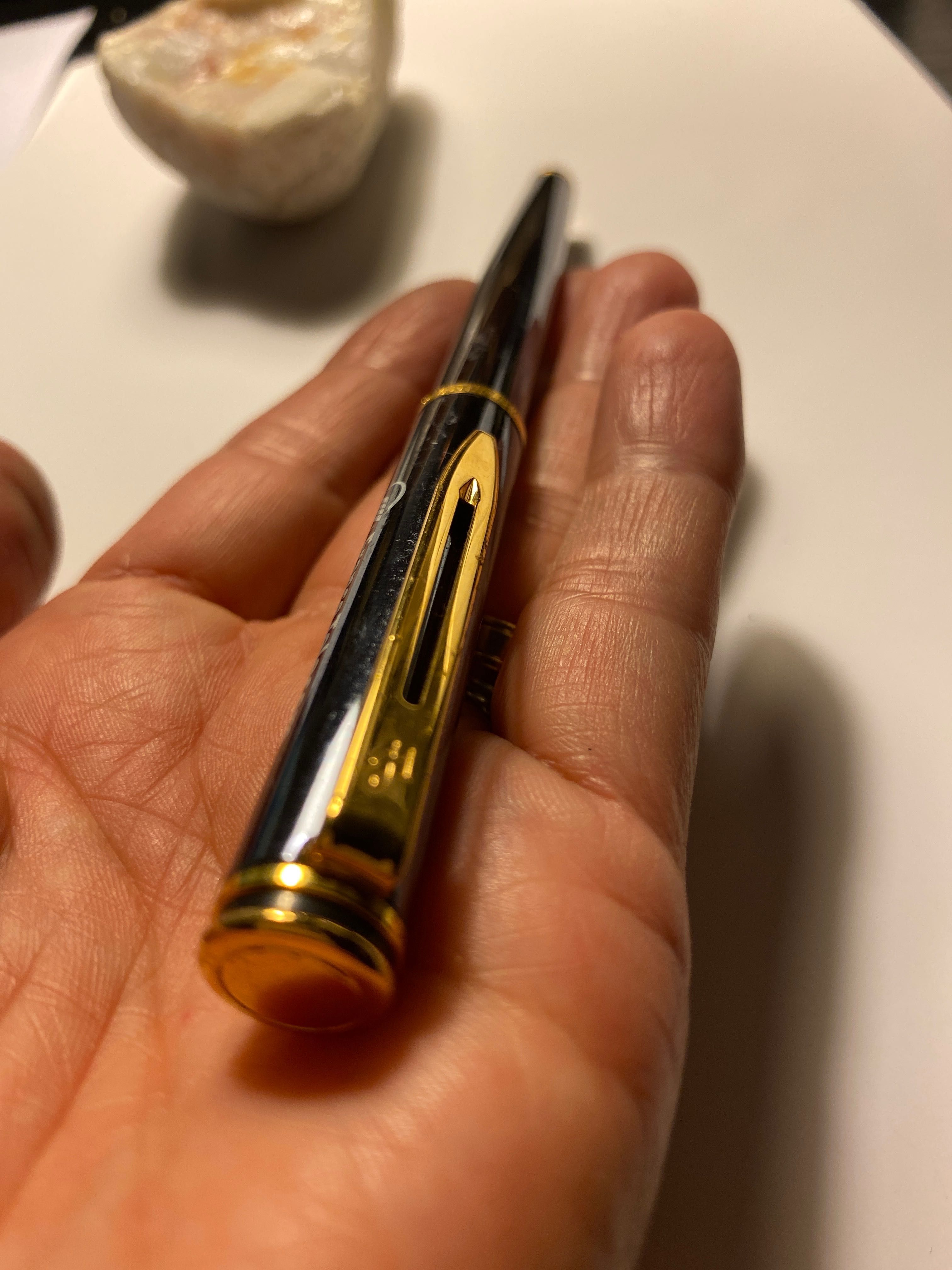 Caneta esferográfica waterman
