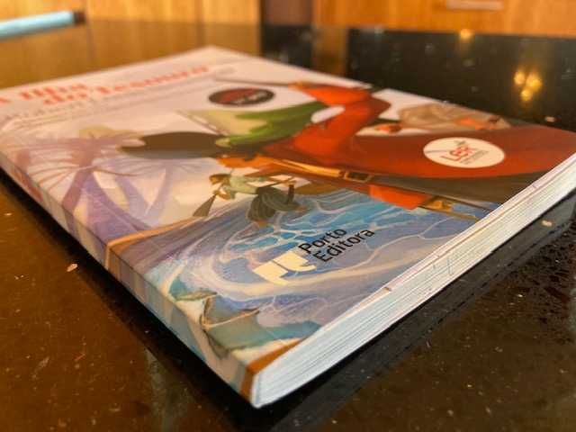 Livro "A Ilha do Tesouro" de  Robert Louis Stevenson