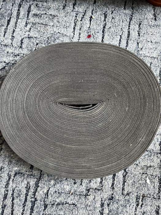 Лента уплотнитель в рулоне