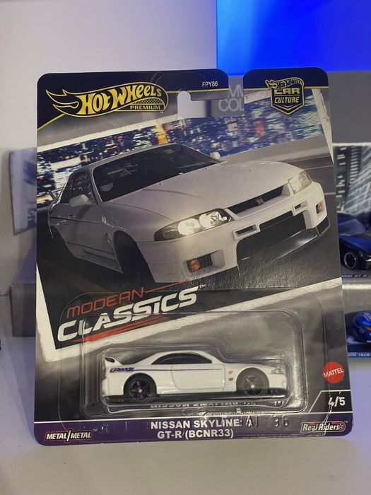 Hot Wheels Premium Nissan Skyline