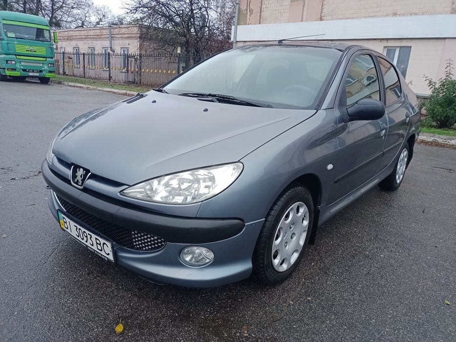 Peugeot 206 2009р 1.4 ГБО 1власник з салону