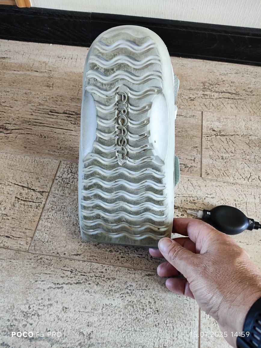 Ортез гомілковостопного суглоба Aircast Small 01A-S з пневмопідкачкою