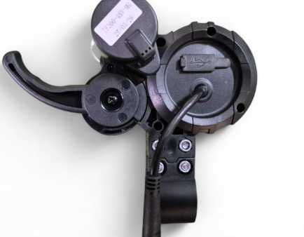 Manetka gazu z kluczykiem do hulajnogi elektrycznej KuKirin M4 Max