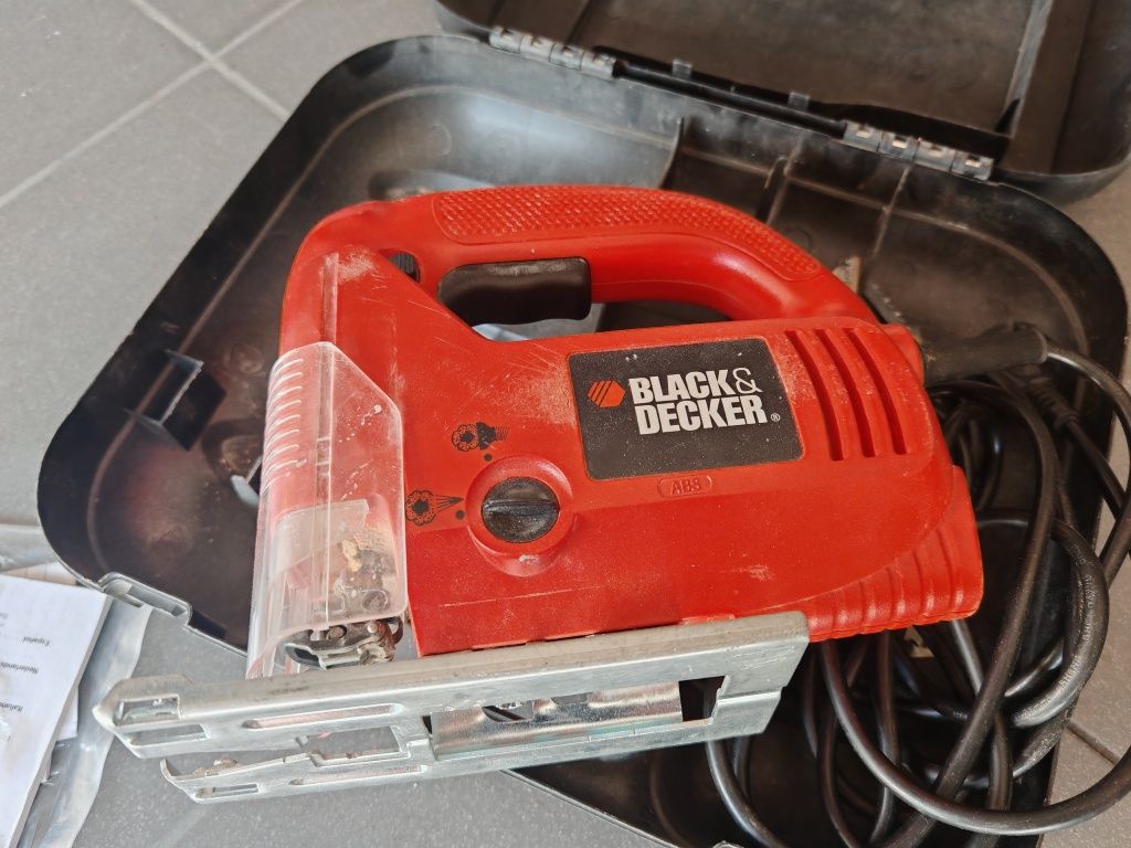 Wyrzynarka Black&Decker KS 633E