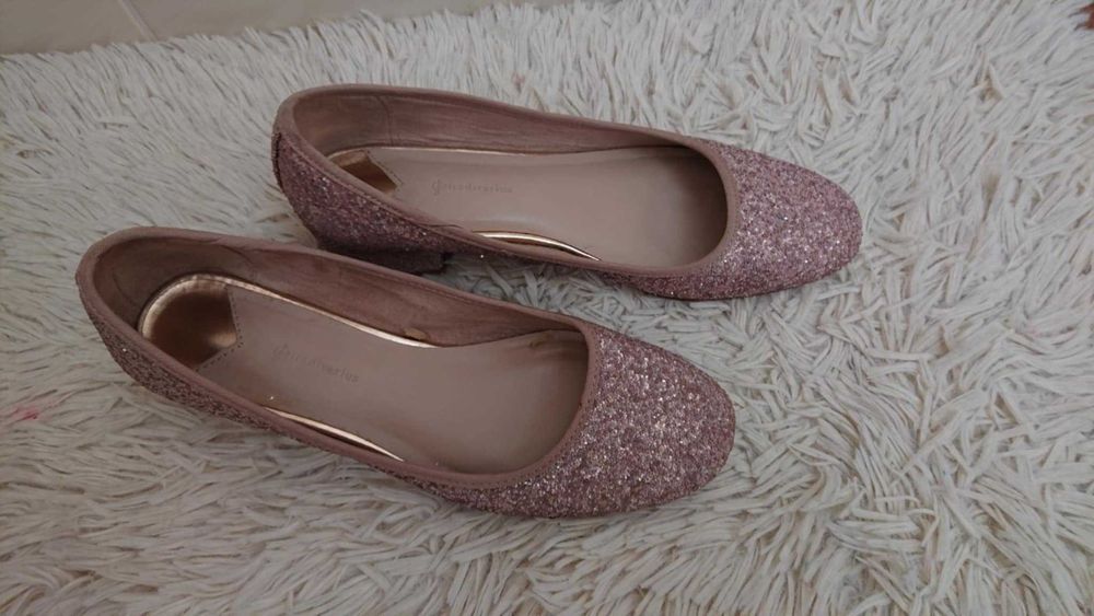 Buty brokatowe damskie stradivarius, baleriny, czółenka