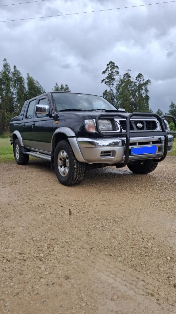 Nissan NAVARA D22