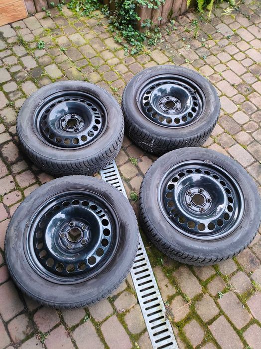 Felgi stalowe 17" 5x120 Opony zimowe Nokian 225 55 17 Opel Insignia A