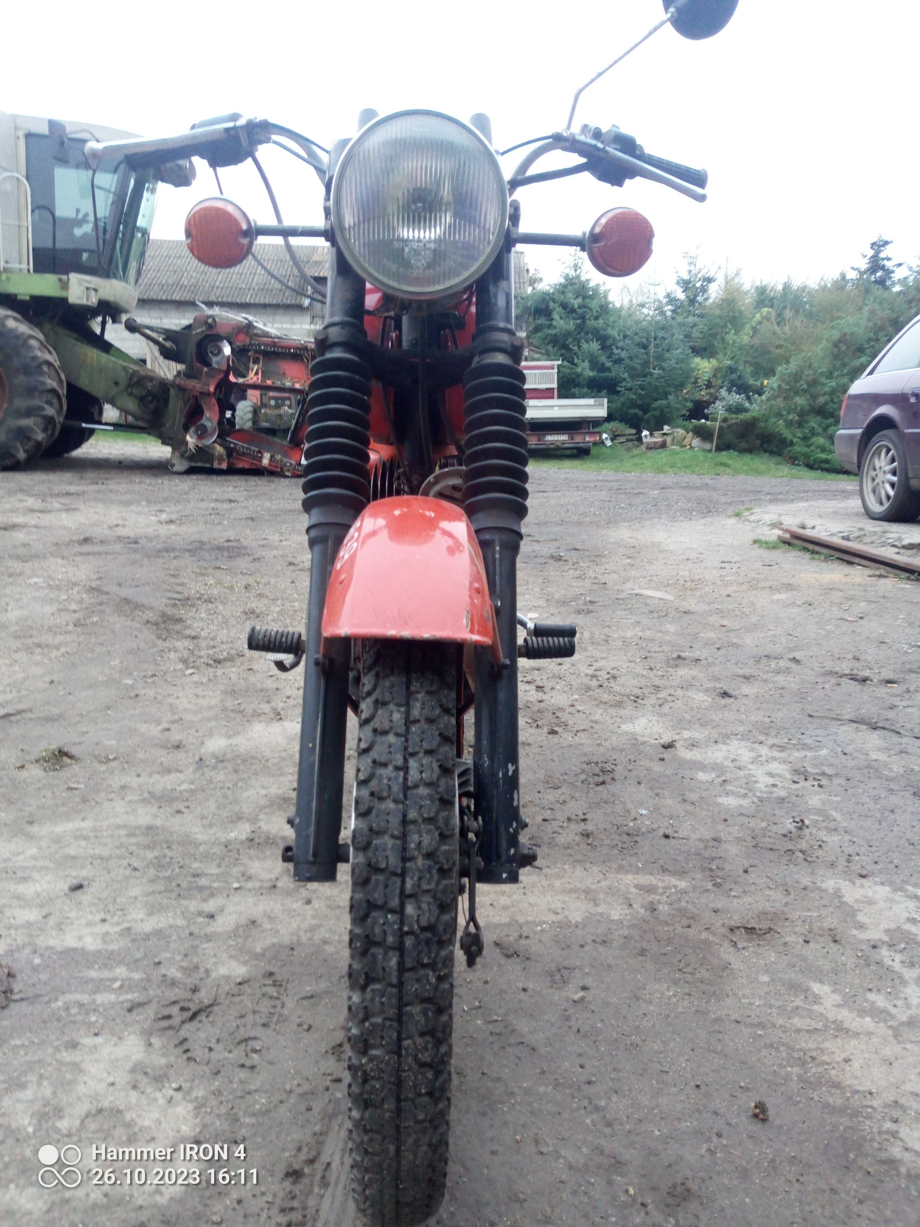 Motocykl Jawa cz 175